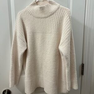 Barefoot Dreams CozyChic Cream High Low Pullover Sweater Size Small NWT